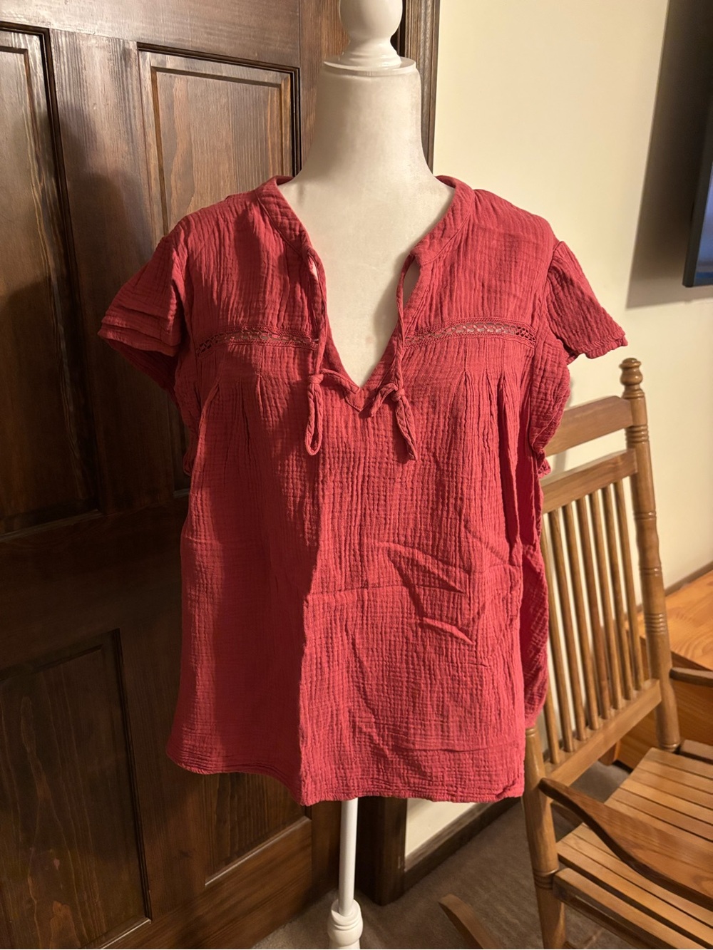 Candace Cameron Bure Coral-Red Textured Short-Sleeve Peasant Blouse